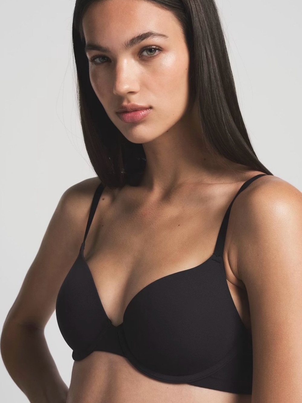 SKIMS Fits Everybody T-Shirt Bra Black